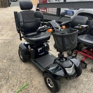 Read more about the article Let our engineers make your scooter like new!